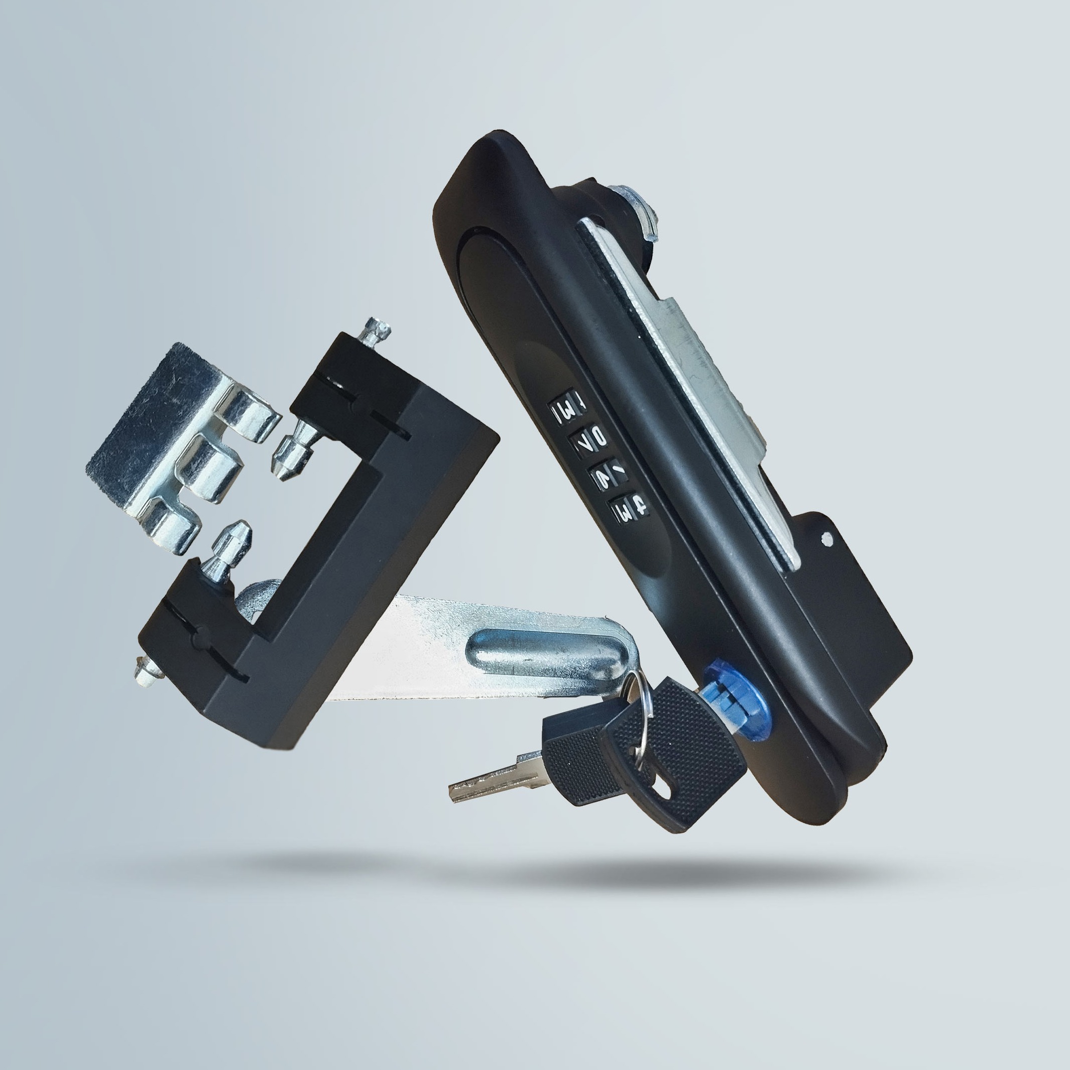 قفل و یراق آلات رک